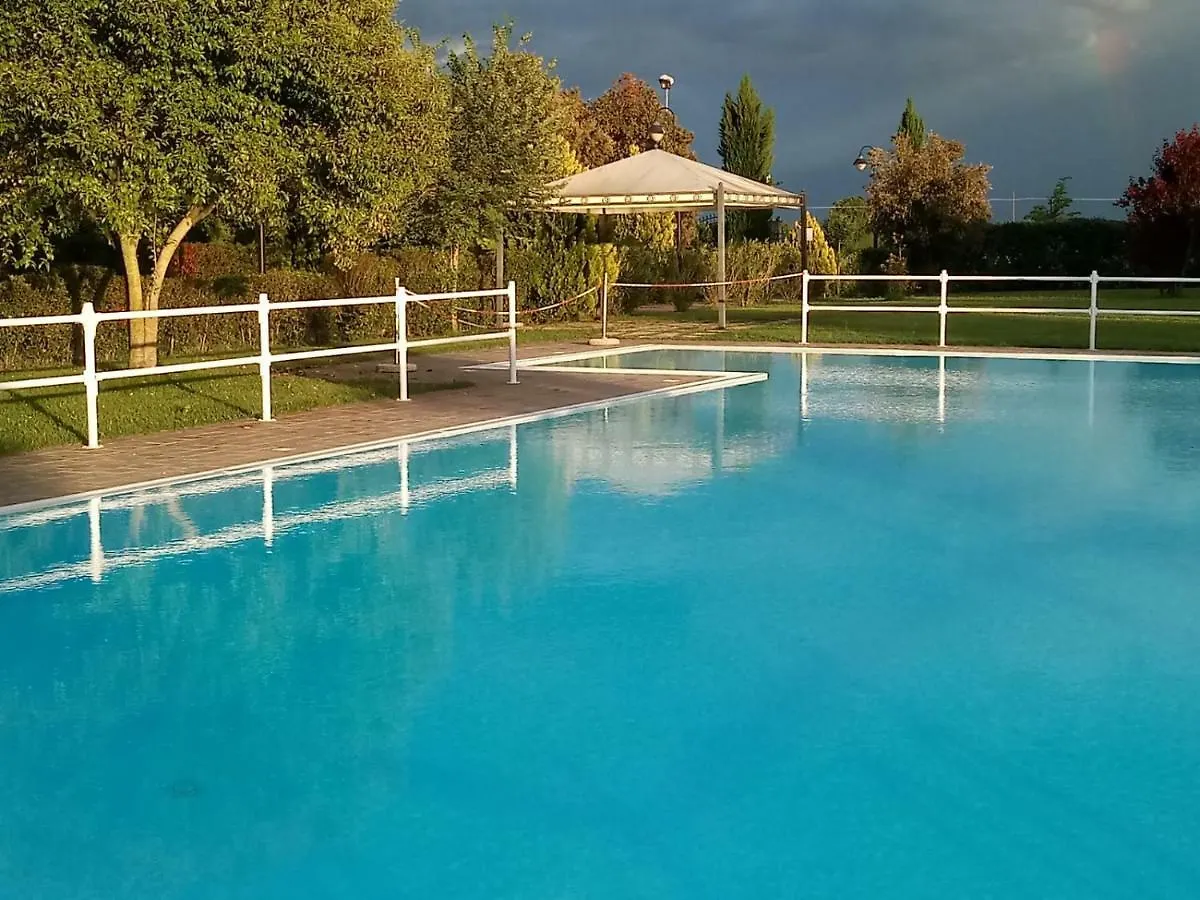 קסטיליון פיורנטינו Residence Serristori מלון דירות קסטיליון פיורנטינו